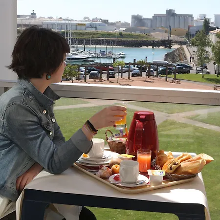 Hotel The Originals Boutique, Admiral's, 3*