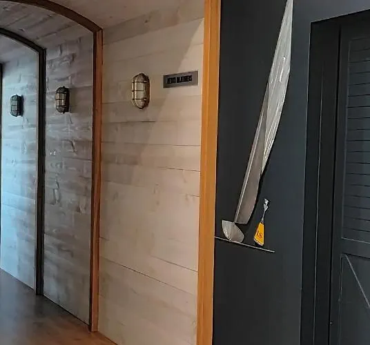 The Originals Boutique, Admiral's, 3*