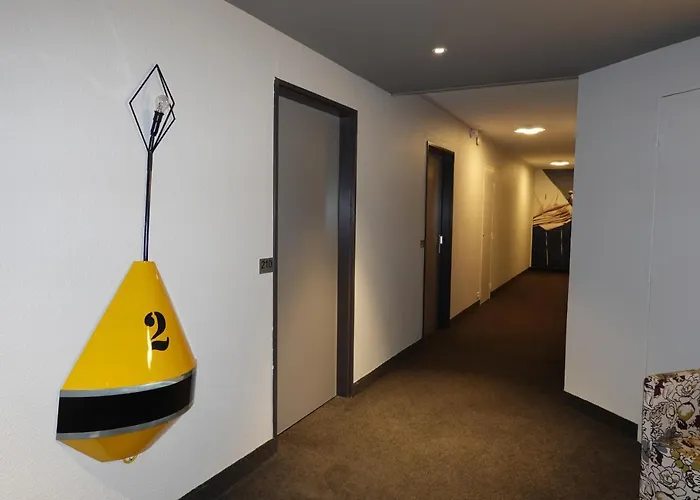 Hotel The Originals Boutique, Admiral's, 3*