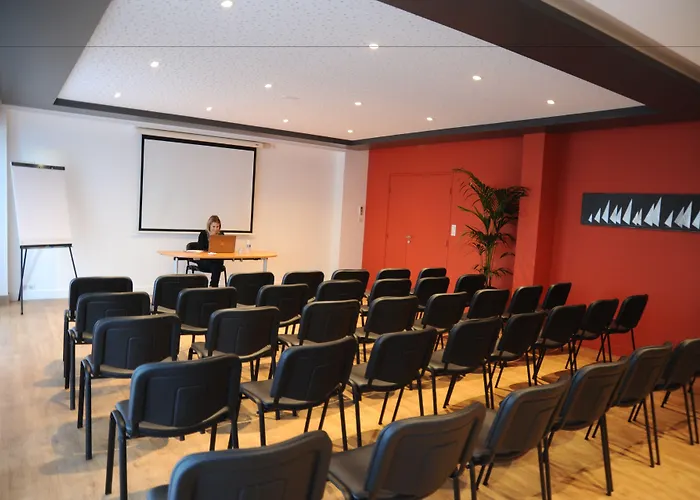 The Originals Boutique, Admiral's,