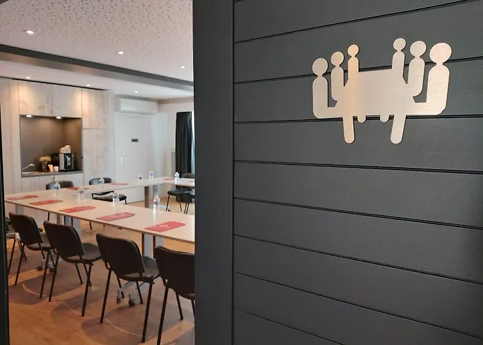 Hotel The Originals Boutique, Admiral's, 3*