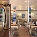 Hotel The Originals Boutique, Admiral's, 3*