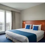 The Originals Boutique, Admiral's,