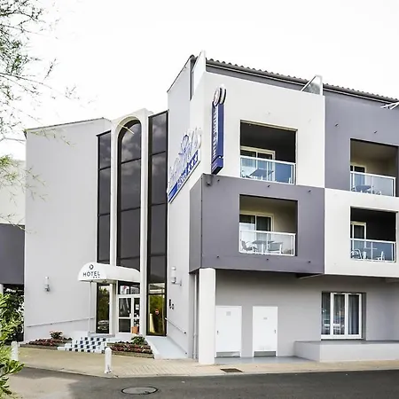 The Originals Boutique, Admiral's,