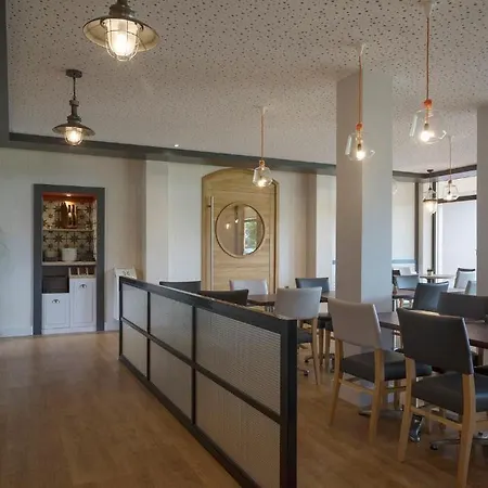 Hotel The Originals Boutique, Admiral's, 3*