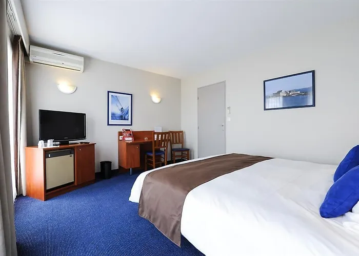 Hotel The Originals Boutique, Admiral's, 3*