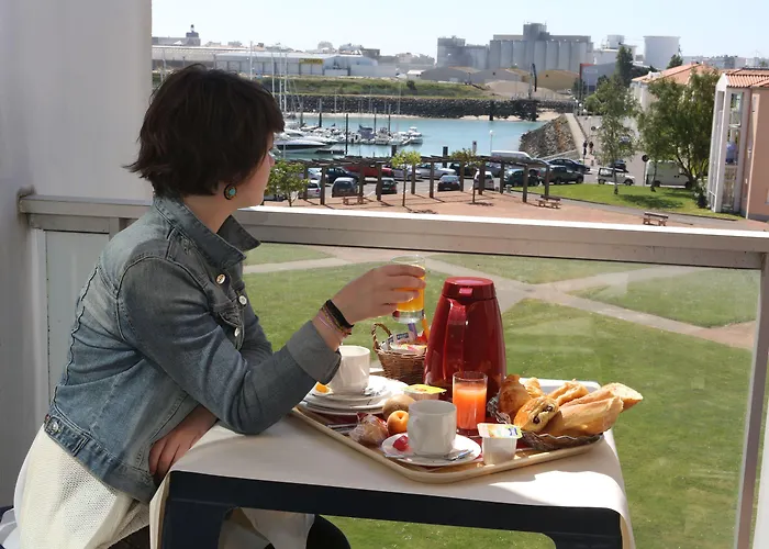 Hotel The Originals Boutique, Admiral's, 3*