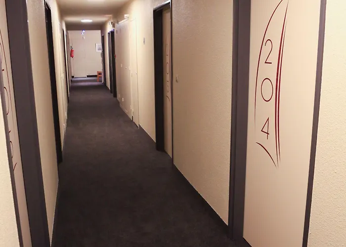 Hotel The Originals Boutique, Admiral's, 3*